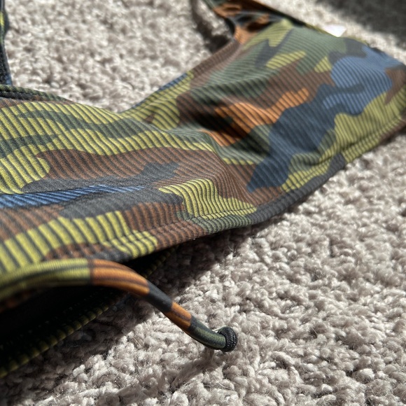 Camo bikini top - Picture 3 of 4